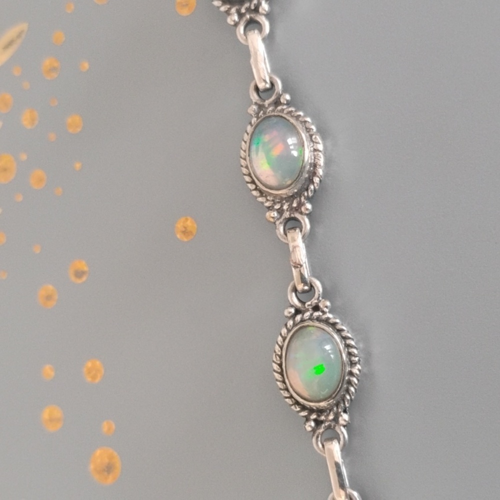 Welo Opal Bracelet - Picture 3 of 6